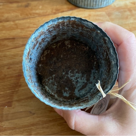 3x Rustic Metal Planters - Picture 9 of 12